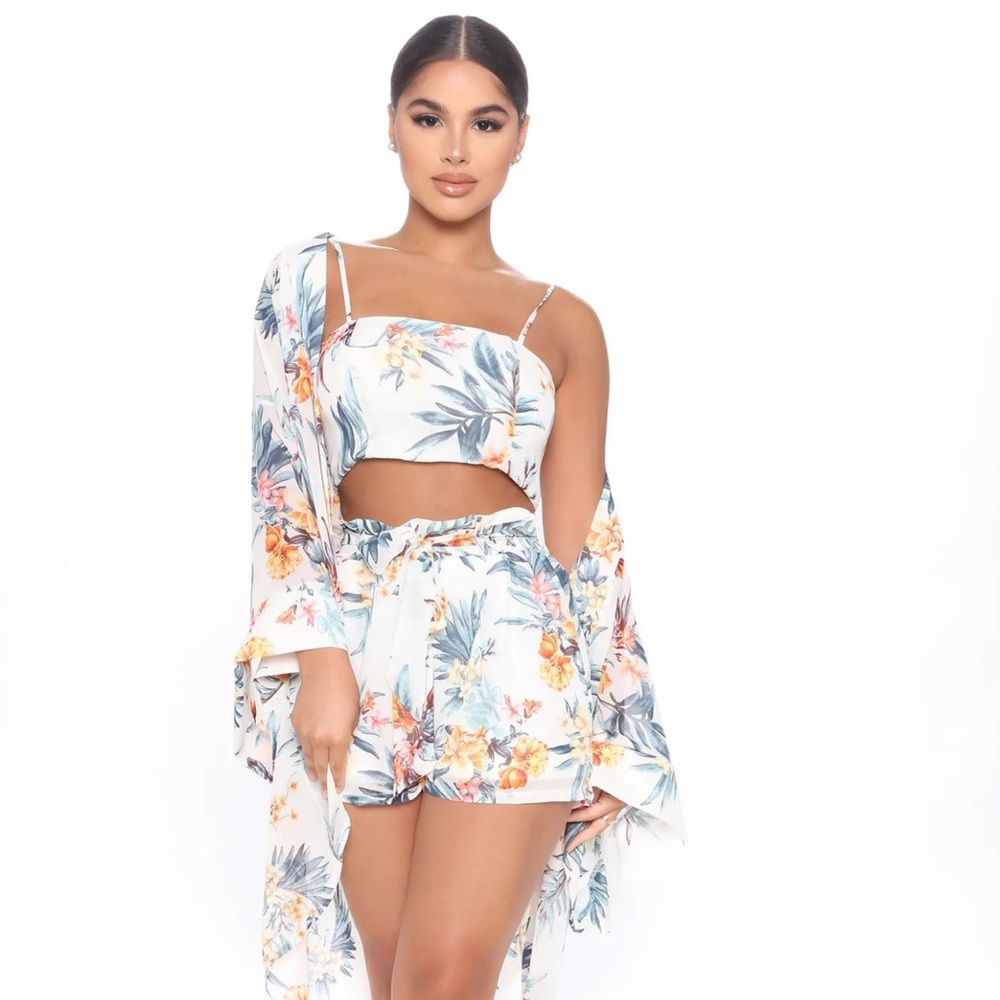 Flying Far 3 Piece Tropical Short Set - Ivory